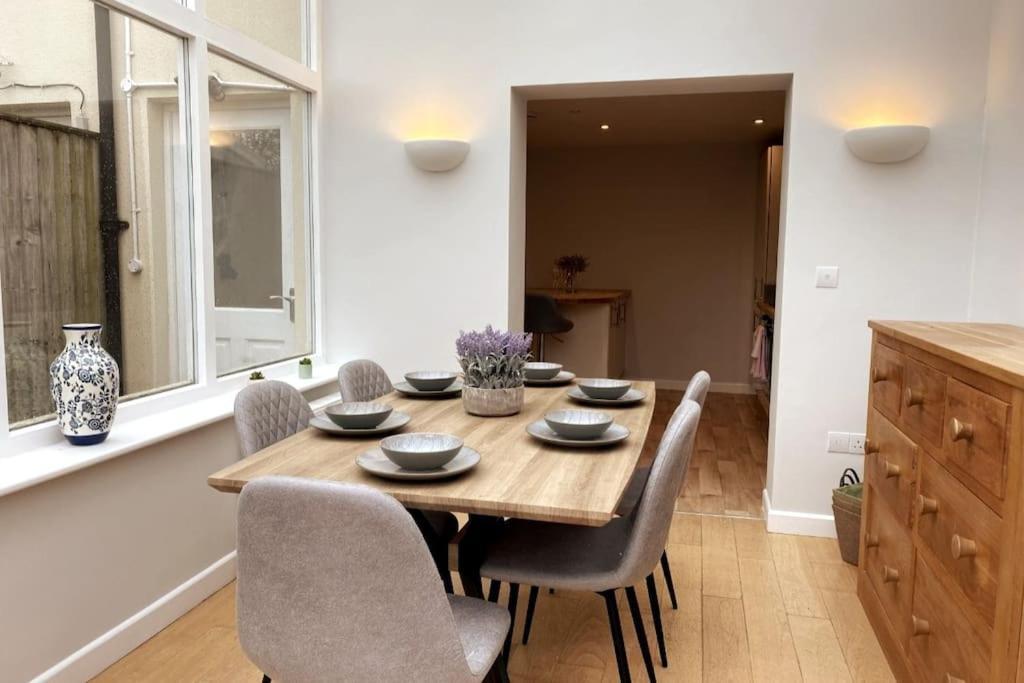 3Bed House With Parking Short Walk To Bath Centre Villa Eksteriør billede
